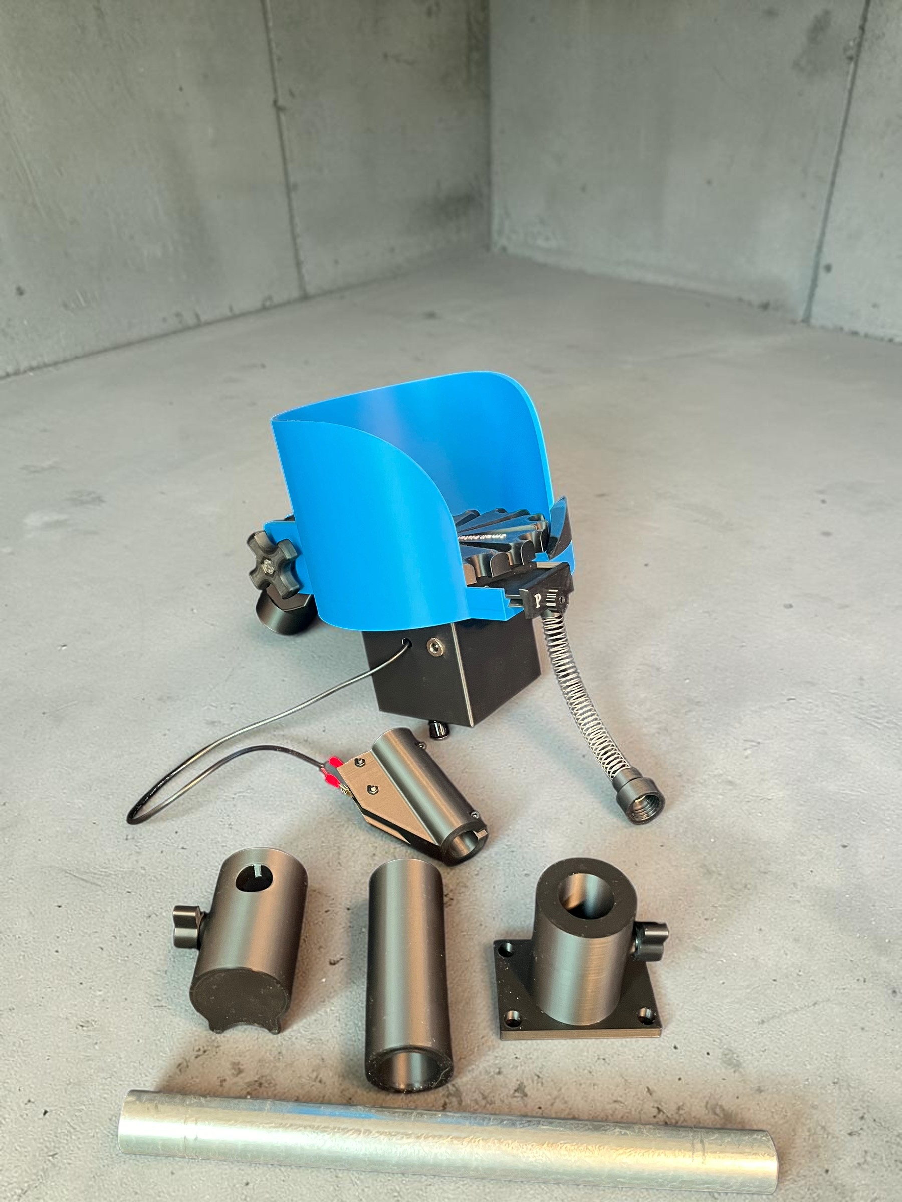 Bullet Feeder — gallery photo 4